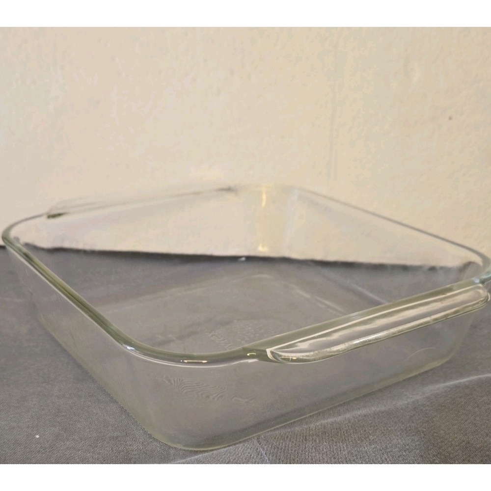 Pyrex 222 R 2 Quart Clear Glass Square Brownie Cake Baking Pan‎ Casserole Dish